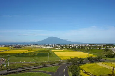 青森の田舎館村展望台からの岩木山