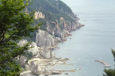 青森の仏ヶ浦展望台から見下ろす景色