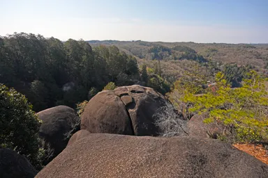 岐阜の鬼岩公園の蓮華岩の上からの景色