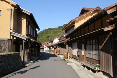 石見銀山の古い建物の保存された街並み