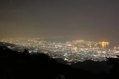神戸の摩耶山の掬星台展望台からの大阪方面の夜景