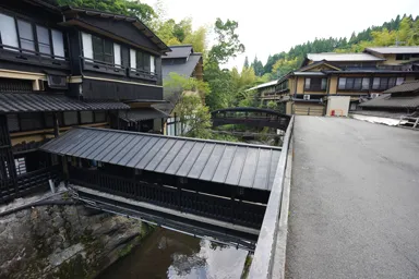 熊本の黒川温泉の風情ある街並み