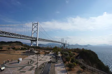 香川の与島PAからの瀬戸大橋