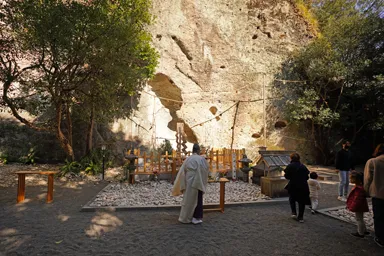 三重の花の窟神社の御神体