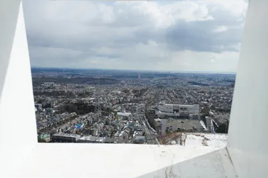仙台大観音の中から仙台市内の眺め