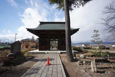 長野の小布施の岩松院の門
