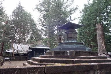 日光東照宮の徳川家康の墓所