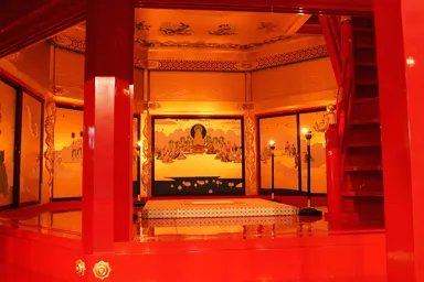 滋賀の信長の館にある安土城の黄金の部屋
