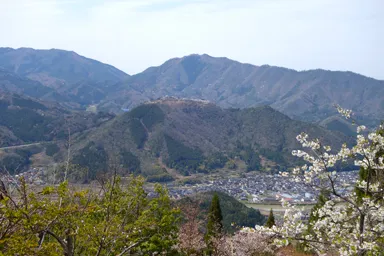 立雲峡展望台から見える竹田城と山