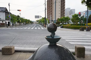 鳥取の境港の水木しげるロードにいる目玉おやじ