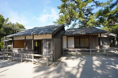 山口の萩の松下村塾の質素な建物