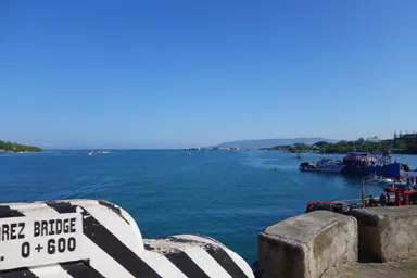 パングラオ島とボホール島をつなぐ海上の橋